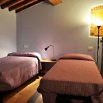 Apartment Casa Olmo Schwimmbad Und Jacuzzi- Privater Garten By Interhome *