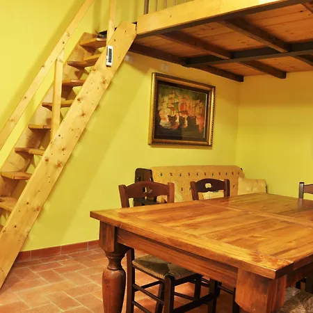 Casa Olmo Schwimmbad Und Jacuzzi- Privater Garten By Interhome